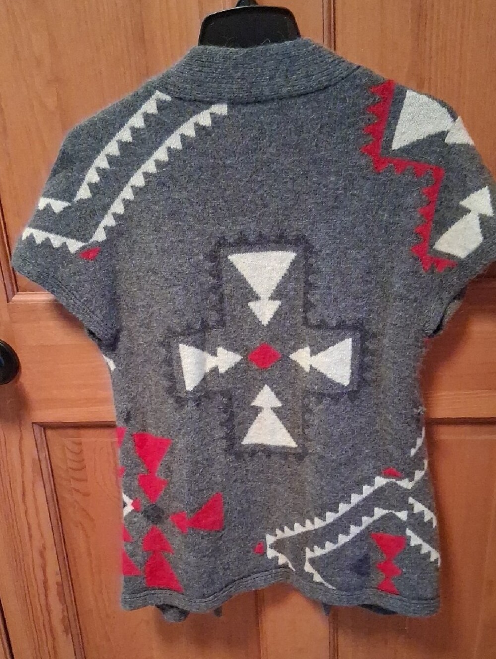 Pendleton Gray Aztec Shawl Cardigan with Red and Cream Accents Wool & Alpaca - Picture 5 of 11
